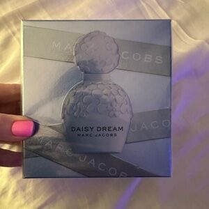 Marc Jacobs Daisy Dream Perfume